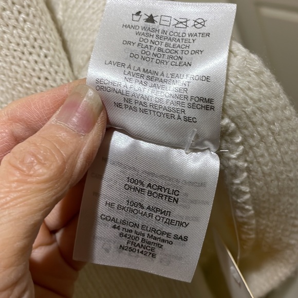 Lole knitted cape (one sz) - Picture 7 of 9